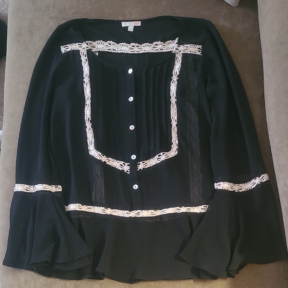 Gianni Bini Black Buttoned Ruffled Blouse with Bib Collar